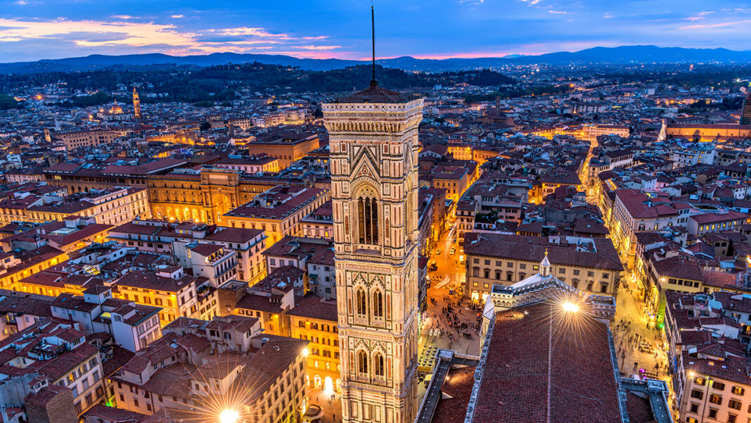 Giotto's Bell Tower (c) Shutterstock.com
