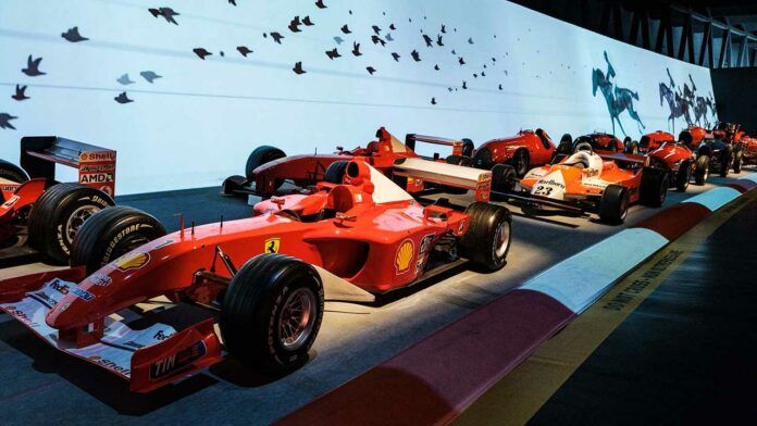 F1 Ferrari cars at MAUTO