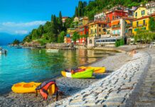 Kayaks in Varenna, on the shores of Lake Como (c) Gaspar Janos/Shutterstock.com